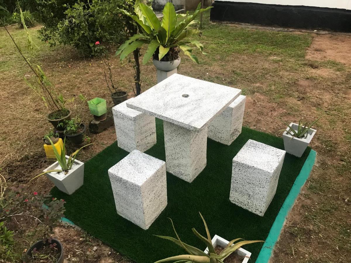 Jilan Homestay Bentota Exterior photo